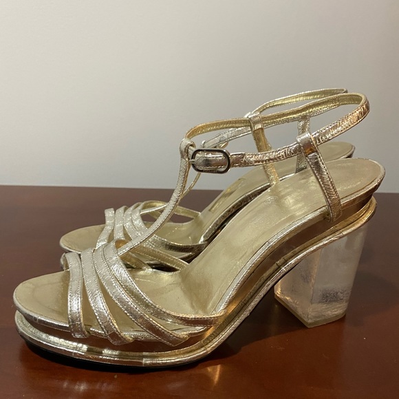CHANEL LUCITE PlATFORM HEEL sz. 38 - Picture 5 of 8